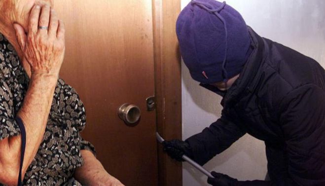 &Alpha;&rho;&gamma;&omicron;&lambda;ί&delta;&alpha; | &Lambda;&eta;&sigma;&tau;έ&sigmaf; &mu;&pi;ή&kappa;&alpha;&nu; &sigma;&epsilon; &sigma;&pi;ί&tau;&iota;, &chi;&tau;ύ&pi;&eta;&sigma;&alpha;&nu; &eta;&lambda;&iota;&kappa;&iota;&omega;&mu;έ&nu;&eta; &kappa;&alpha;&iota; &tau;&eta;&sigmaf; έ&kappa;&lambda;&epsilon;&psi;&alpha;&nu; &tau;&omicron; &alpha;&upsilon;&tau;&omicron;&kappa;ί&nu;&eta;&tau;&omicron; - &Sigma;&upsilon;&lambda;&lambda;ή&psi;&epsilon;&iota;&sigmaf; &alpha;&pi;ό &tau;&eta;&nu; &Alpha;&sigma;&tau;&upsilon;&nu;&omicron;&mu;ί&alpha;
