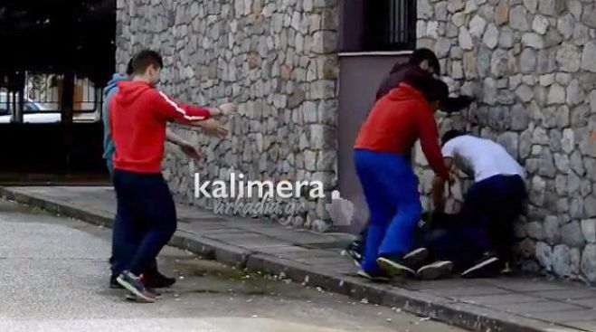 &Pi;&iota;&omicron; &epsilon;&pi;ί&kappa;&alpha;&iota;&rho;&omicron; &alpha;&pi;ό &pi;&omicron;&tau;έ &eta; &tau;&alpha;&iota;&nu;ί&alpha; &mu;&alpha;&theta;&eta;&tau;ώ&nu; &tau;&eta;&sigmaf; &Tau;&rho;ί&pi;&omicron;&lambda;&eta;&sigmaf; &gamma;&iota;&alpha; &tau;&omicron;&nu; &sigma;&chi;&omicron;&lambda;&iota;&kappa;ό &epsilon;&kappa;&phi;&omicron;&beta;&iota;&sigma;&mu;ό! (vd)