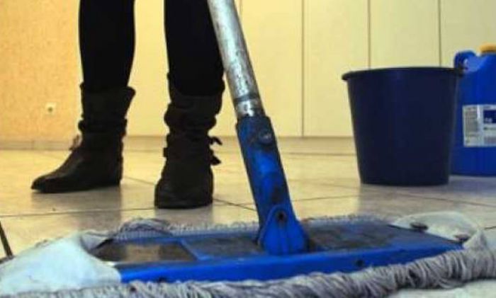 &Alpha;&pi;&lambda;ή&rho;&omega;&tau;&epsilon;&sigmaf; &omicron;&iota; 9.500 &sigma;&chi;&omicron;&lambda;&iota;&kappa;έ&sigmaf; &kappa;&alpha;&theta;&alpha;&rho;ί&sigma;&tau;&rho;&iota;&epsilon;&sigmaf;