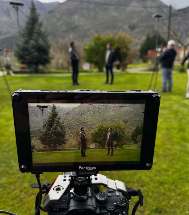 Ά&rho;&eta;&sigmaf; &Mu;&omicron;&upsilon;&gamma;&kappa;&omicron;&pi;έ&tau;&rho;&omicron;&sigmaf; | &Alpha;&pi;έ&sigma;&upsilon;&rho;&epsilon; &tau;&iota;&sigmaf; &kappa;&alpha;&tau;&eta;&gamma;&omicron;&rho;ί&epsilon;&sigmaf; &gamma;&iota;&alpha; &tau;&eta;&nu; &kappa;&rho;&omicron;&tau;ί&delta;&alpha; - &laquo;&Delta;&epsilon;&nu; &theta;έ&lambda;&omega; &nu;&alpha; &alpha;&sigma;&chi;&omicron;&lambda;&eta;&theta;ώ ά&lambda;&lambda;&omicron;. &Omicron;ύ&tau;&epsilon; &chi;&rho;ή&mu;&alpha;&tau;&alpha; &theta;έ&lambda;&omega;, &tau;&omicron; &chi;έ&rho;&iota; &mu;&omicron;&upsilon; &delta;&epsilon;&nu; &gamma;&upsilon;&rho;&nu;ά &pi;ί&sigma;&omega;&raquo;