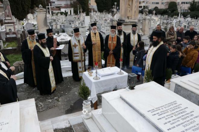 Τρισάγιο για τους μακαριστούς Αρχιερείς στην Τρίπολη (εικόνες)