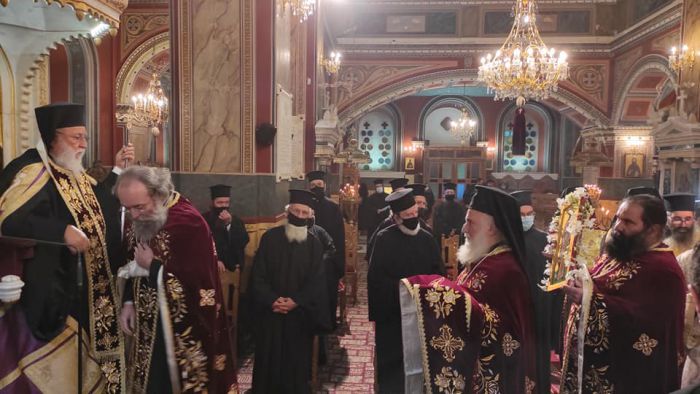 &Tau;&rho;ί&pi;&omicron;&lambda;&eta; | &Pi;&alpha;&nu;&eta;&gamma;&upsilon;&rho;&iota;&kappa;ό&sigmaf; &Epsilon;&sigma;&pi;&epsilon;&rho;&iota;&nu;ό&sigmaf; &sigma;&tau;&omicron;&nu; &Mu;&eta;&tau;&rho;&omicron;&pi;&omicron;&lambda;&iota;&tau;&iota;&kappa;ό &Nu;&alpha;ό &Alpha;&gamma;ί&omicron;&upsilon; &Beta;&alpha;&sigma;&iota;&lambda;&epsilon;ί&omicron;&upsilon; (&epsilon;&iota;&kappa;ό&nu;&epsilon;&sigmaf;)