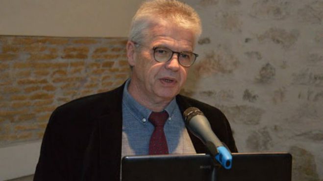 &Gamma;ώ&gamma;&omicron;&sigmaf;: &laquo;&Kappa;&alpha;&lambda;ύ&tau;&epsilon;&rho;&eta; &eta;&mu;&epsilon;&rho;&omicron;&mu;&eta;&nu;ί&alpha; &gamma;&iota;&alpha; &tau;&omicron; ά&nu;&omicron;&iota;&gamma;&mu;&alpha; &sigma;&chi;&omicron;&lambda;&epsilon;ί&omega;&nu; &eta; 14&eta; &Sigma;&epsilon;&pi;&tau;&epsilon;&mu;&beta;&rho;ί&omicron;&upsilon;&raquo;