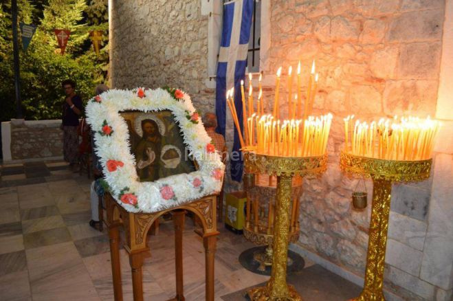 &Tau;&rho;&iota;ή&mu;&epsilon;&rho;&epsilon;&sigmaf; &epsilon;&kappa;&delta;&eta;&lambda;ώ&sigma;&epsilon;&iota;&sigmaf; &sigma;&tau;&omicron; &epsilon;&xi;&omega;&kappa;&lambda;ή&sigma;&iota; &tau;&omicron;&upsilon; &Alpha;&gamma;ί&omicron;&upsilon; &Iota;&omega;ά&nu;&nu;&eta; &Nu;&eta;&sigma;&tau;&epsilon;&upsilon;&tau;ή (&pi;&epsilon;&rho;&iota;&omicron;&chi;ή &Theta;ά&nu;&alpha;)