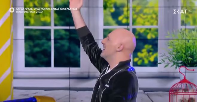 &Eta; &laquo;&Sigma;&tau;&alpha;&upsilon;&rho;&omicron;ύ&lambda;&alpha;&raquo; &kappa;&alpha;&tau;ά&phi;&epsilon;&rho;&epsilon; &nu;&alpha; &xi;&epsilon;&sigma;&eta;&kappa;ώ&sigma;&epsilon;&iota; &kappa;&alpha;&iota; &tau;&omicron;&nu; &Nu;ί&kappa;&omicron; &Mu;&omicron;&upsilon;&tau;&sigma;&iota;&nu;ά (vd)