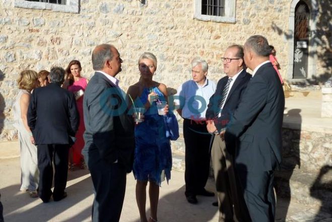 Ο Κώστας Καραμανλής στην Καλαμάτα για το γάμο Παυλόπουλου (εικόνες)