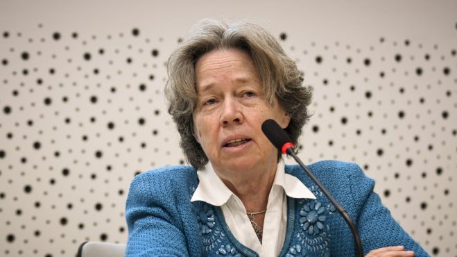 Καθηγήτρια Λινού: &quot;Χρειάζεται ελεύθερη πρόσβαση σε ανοικτούς χώρους&quot;