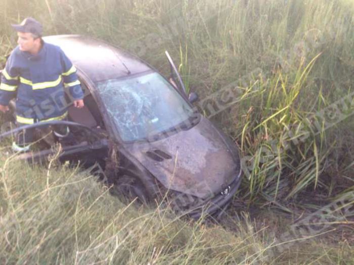 Τροχαίο ατύχημα με δύο γυναίκες τραυματίες στην Κουρούτα (εικόνες)
