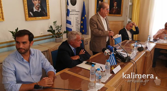 Βορίδης από την Τρίπολη σε «κλειστή σύσκεψη»: «Οι βουλευτικές έδρες θα παραμείνουν τρεις στην Αρκαδία»!