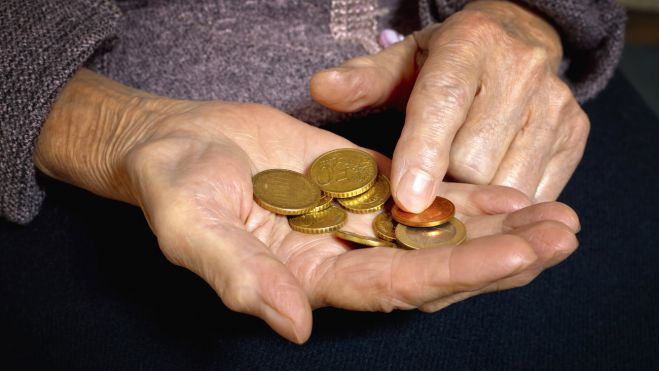 &Epsilon;&pi;&iota;&sigma;&tau;&rho;&omicron;&phi;ή &Epsilon;&Kappa;&Alpha;&Sigma; - &Mu;έ&chi;&rho;&iota; &tau;&iota; &pi;&omicron;&sigma;ό &theta;&alpha; &epsilon;ί&nu;&alpha;&iota; &eta; &kappa;ά&theta;&epsilon; &delta;ό&sigma;&eta;