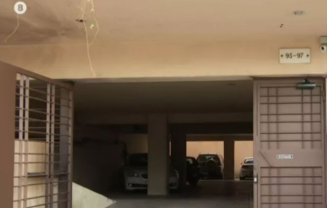 &Epsilon;&pi;ί&theta;&epsilon;&sigma;&eta; &mu;&epsilon; &gamma;&kappa;&alpha;&zeta;ά&kappa;&iota;&alpha; &sigma;&tau;&omicron; &sigma;&pi;ί&tau;&iota; &tau;&omicron;&upsilon; &Mu;&pi;ά&mu;&pi;&eta; &Pi;&alpha;&pi;&alpha;&delta;&eta;&mu;&eta;&tau;&rho;ί&omicron;&upsilon;