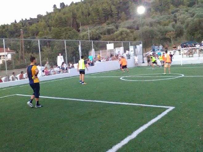 &Tau;&omicron;&upsilon;&rho;&nu;&omicron;&upsilon;ά &pi;&omicron;&delta;&omicron;&sigma;&phi;&alpha;ί&rho;&omicron;&upsilon; &kappa;&iota; &alpha;&upsilon;&tau;ό &tau;&omicron; &kappa;&alpha;&lambda;&omicron;&kappa;&alpha;ί&rho;&iota; &sigma;&tau;&omicron; &Nu;&epsilon;&omicron;&chi;ώ&rho;&iota; &Gamma;&omicron;&rho;&tau;&upsilon;&nu;ί&alpha;&sigmaf;!