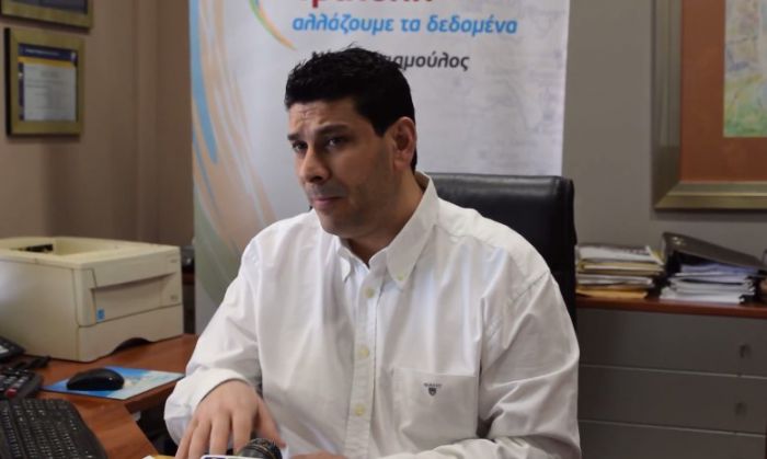 &Tau;&sigma;&iota;&alpha;&mu;&omicron;ύ&lambda;&omicron;&sigmaf; &sigma;&epsilon; &delta;&eta;&mu;&omicron;&tau;&iota;&kappa;ή &alpha;&rho;&chi;ή: "&Alpha;&kappa;&omicron;&lambda;&omicron;&upsilon;&theta;&epsilon;ί&tau;&epsilon; &pi;&rho;&alpha;&kappa;&tau;&iota;&kappa;έ&sigmaf; &tau;&omicron;&upsilon; &pi;&alpha;&rho;&epsilon;&lambda;&theta;ό&nu;&tau;&omicron;&sigmaf; &mu;&epsilon; &tau;&omicron; &kappa;ό&sigma;&tau;&omicron;&sigmaf; &nu;&alpha; &tau;&omicron; &pi;&lambda;&eta;&rho;ώ&nu;&omicron;&upsilon;&nu; &pi;ά&lambda;&iota; &omicron;&iota; &delta;&eta;&mu;ό&tau;&epsilon;&sigmaf;" (vd)