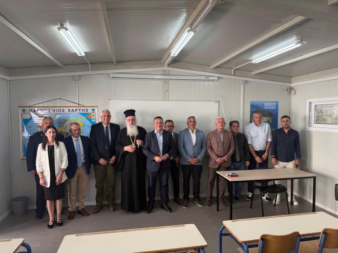 &Beta;&lambda;ά&sigma;&eta;&sigmaf;: &laquo;&Eta; &gamma;&nu;ώ&sigma;&eta; &epsilon;ί&nu;&alpha;&iota; &tau;&omicron; &iota;&sigma;&chi;&upsilon;&rho;ό&tau;&epsilon;&rho;&omicron; &epsilon;&rho;&gamma;&alpha;&lambda;&epsilon;ί&omicron; &epsilon;&pi;&alpha;&nu;έ&nu;&tau;&alpha;&xi;&eta;&sigmaf;&raquo; &ndash; &Epsilon;&gamma;&kappa;&alpha;&iota;&nu;&iota;ά&sigma;&tau;&eta;&kappa;&epsilon; &tau;&omicron; 13&omicron; &Delta;&eta;&mu;&omicron;&tau;&iota;&kappa;ό &Sigma;&chi;&omicron;&lambda;&epsilon;ί&omicron; &Tau;&rho;ί&pi;&omicron;&lambda;&eta;&sigmaf; &sigma;&tau;&iota;&sigmaf; &phi;&upsilon;&lambda;&alpha;&kappa;έ&sigmaf;