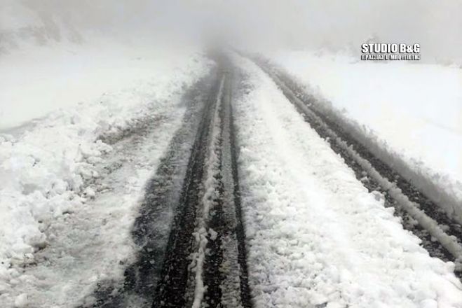 Έντονη χιονόπτωση στη γειτονική Αργολίδα! (εικόνες)