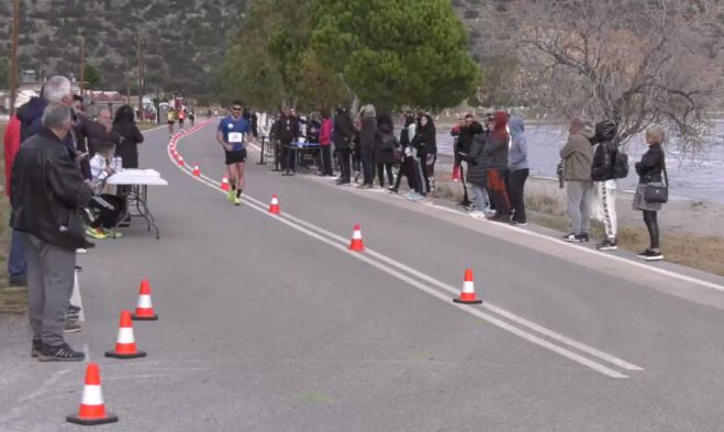 Live &tau;&omicron; &Pi;&alpha;&nu;&epsilon;&lambda;&lambda;ή&nu;&iota;&omicron; &Pi;&rho;&omega;&tau;ά&theta;&lambda;&eta;&mu;&alpha; &Beta;ά&delta;&eta;&nu; &alpha;&pi;ό &tau;&omicron; &Pi;&alpha;&rho;ά&lambda;&iota;&omicron; Ά&sigma;&tau;&rho;&omicron;&sigmaf;!