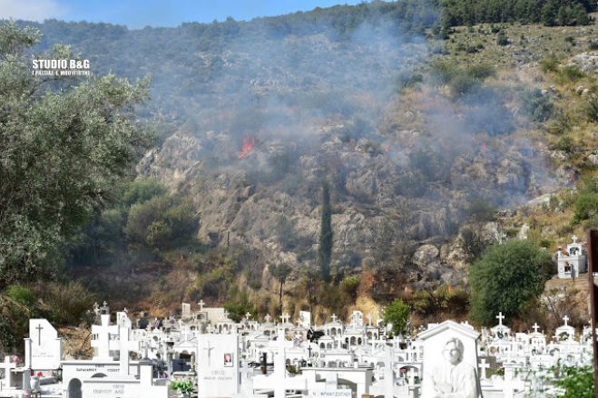 &Pi;&upsilon;&rho;&kappa;&alpha;&gamma;&iota;ά &epsilon;&kappa;&delta;&eta;&lambda;ώ&theta;&eta;&kappa;&epsilon; &mu;έ&sigma;&alpha; &sigma;&tau;&eta;&nu; &pi;ό&lambda;&eta; &tau;&omicron;&upsilon; &Nu;&alpha;&upsilon;&pi;&lambda;ί&omicron;&upsilon; (vd)