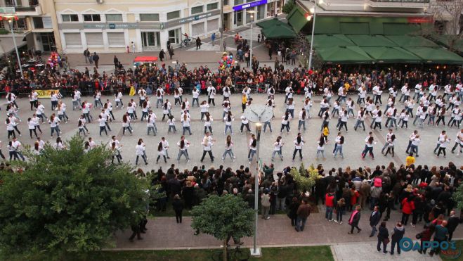 Η Καλαμάτα χόρεψε ... Bachata και μπήκε στα Ρεκόρ Γκίνες! (εικόνες - βίντεο)