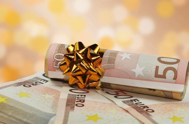 ΔΥΠΑ - ΟΑΕΔ | Πότε θα πληρωθούν επιδόματα και Δώρο Χριστουγέννων