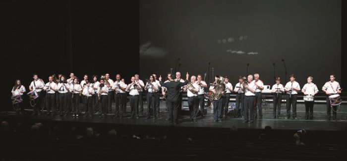 &Phi;&iota;&lambda;&alpha;&rho;&mu;&omicron;&nu;&iota;&kappa;ή | &Delta;&omega;&rho;&epsilon;ά&nu; &mu;&alpha;&theta;ή&mu;&alpha;&tau;&alpha; &mu;&omicron;&upsilon;&sigma;&iota;&kappa;ή&sigmaf; &sigma;&tau;&eta;&nu; &Tau;&rho;ί&pi;&omicron;&lambda;&eta;!