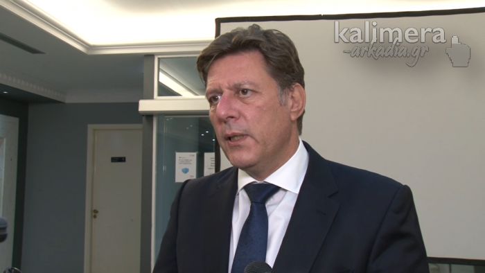 &Tau;&omicron; &xi;&epsilon;&kappa;ά&theta;&alpha;&rho;&omicron; &mu;ή&nu;&upsilon;&mu;&alpha; &Beta;&alpha;&rho;&beta;&iota;&tau;&sigma;&iota;ώ&tau;&eta; &sigma;&tau;&eta;&nu; &Tau;&omicron;&upsilon;&rho;&kappa;ί&alpha; &alpha;&pi;ό &tau;&eta;&nu; &Tau;&rho;ί&pi;&omicron;&lambda;&eta;: "&Omicron;&pi;&omicron;&iota;&omicron;&sigma;&delta;ή&pi;&omicron;&tau;&epsilon; &epsilon;&pi;&iota;&beta;&omicron;&upsilon;&lambda;&epsilon;&upsilon;&tau;&epsilon;ί &tau;&eta;&nu; &epsilon;&theta;&nu;&iota;&kappa;ή &mu;&alpha;&sigmaf; &kappa;&upsilon;&rho;&iota;&alpha;&rho;&chi;ί&alpha;, &theta;&alpha; &beta;&rho;&epsilon;&iota; &tau;&eta;&nu; &alpha;&nu;ά&lambda;&omicron;&gamma;&eta; &alpha;&pi;ά&nu;&tau;&eta;&sigma;&eta;" (vd)