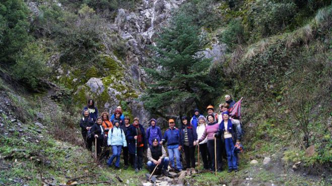 Οι Τσάκωνες Περιπατητές στον Κοσμά Κυνουρίας (vd)