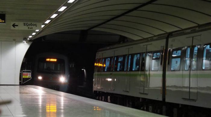 Διακοπή δρομολογίων στο Μετρό – Πτώση ατόμου στις γραμμές του σταθμού Συγγρού- Φιξ