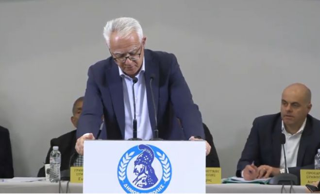 Σμυρνιώτης: «Αποσπασματικά έργα χωρίς συγκεκριμένο σχεδιασμό» – Οι καθυστερήσεις και οι προτάσεις για την Τρίπολη