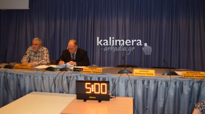 Γιατί απουσίαζε ο Παυλής από το Δημοτικό Συμβούλιο;