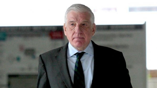 &Pi;&alpha;&rho;&alpha;&tau;&epsilon;ί&nu;&epsilon;&tau;&alpha;&iota; &gamma;&iota;&alpha; &alpha;&kappa;ό&mu;&eta; έ&xi;&iota; &mu;ή&nu;&epsilon;&sigmaf; &eta; &kappa;&rho;ά&tau;&eta;&sigma;&eta; &tau;&omicron;&upsilon; &Gamma;&iota;ά&nu;&nu;&omicron;&upsilon; &Pi;&alpha;&pi;&alpha;&nu;&tau;&omega;&nu;ί&omicron;&upsilon;