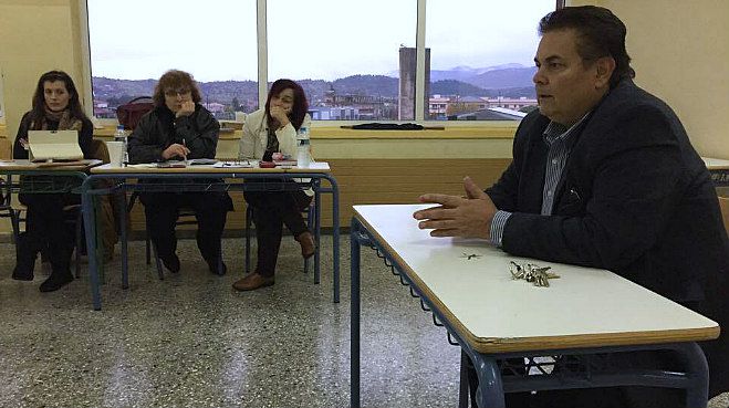 Το τμήμα δημοσιογραφίας του ΙΕΚ επισκέφθηκε ο Θ. Καραλής (εικόνες)