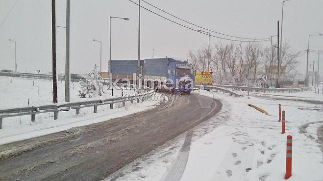 &Kappa;&alpha;&nu;&omicron;&nu;&iota;&kappa;ά &lambda;&epsilon;&iota;&tau;&omicron;&upsilon;&rho;&gamma;&epsilon;ί &omicron; &alpha;&upsilon;&tau;&omicron;&kappa;&iota;&nu;&eta;&tau;ό&delta;&rho;&omicron;&mu;&omicron;&sigmaf; &Kappa;ό&rho;&iota;&nu;&theta;&omicron;&sigmaf; - &Tau;&rho;ί&pi;&omicron;&lambda;&eta; - &Kappa;&alpha;&lambda;&alpha;&mu;ά&tau;&alpha;