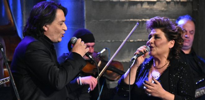 &Sigma;&tau;&eta;&nu; &upsilon;&gamma;&epsilon;&iota;ά &mu;&alpha;&sigmaf;, &rho;&epsilon; &pi;&alpha;&iota;&delta;&iota;ά | &Mu;&iota;&alpha; &beta;&rho;&alpha;&delta;&iota;ά &alpha;&phi;&iota;&epsilon;&rho;&omega;&mu;έ&nu;&eta; &sigma;&tau;&eta; &Gamma;&iota;ώ&tau;&alpha; &Nu;έ&gamma;&kappa;&alpha; &alpha;&pi;ό &tau;&eta;&nu; &Alpha;&rho;&kappa;&alpha;&delta;ί&alpha;!