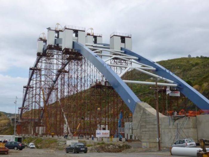 &Pi;ό&tau;&epsilon; &pi;&alpha;&rho;&alpha;&delta;ί&delta;&epsilon;&tau;&alpha;&iota; &eta; &gamma;έ&phi;&upsilon;&rho;&alpha; &sigma;&tau;&omicron; &delta;&rho;ό&mu;&omicron; &Tau;&rho;ί&pi;&omicron;&lambda;&eta;&sigmaf; - &Kappa;&alpha;&lambda;&alpha;&mu;ά&tau;&alpha;&sigmaf;!