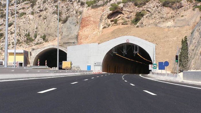 Έκτακτες κυκλοφοριακές ρυθμίσεις στην &quot;Αθηνών-Κορίνθου&quot;