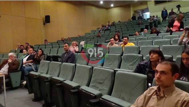 &Epsilon;&nu;&eta;&mu;&epsilon;&rho;&omega;&tau;&iota;&kappa;ή &epsilon;&kappa;&delta;ή&lambda;&omega;&sigma;&eta; &sigma;&tau;&eta;&nu; &Tau;&rho;ί&pi;&omicron;&lambda;&eta; &gamma;&iota;&alpha; &tau;&eta;&nu; &kappa;ά&nu;&nu;&alpha;&beta;&eta; &kappa;&alpha;&iota; &tau;&alpha; &omicron;&phi;έ&lambda;&eta; &tau;&eta;&sigmaf; (vd)