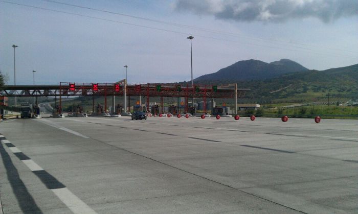 &Sigma;&upsilon;&nu;&epsilon;&lambda;ή&phi;&theta;&eta;&sigma;&alpha;&nu; &omicron;&iota; &delta;&rho;ά&sigma;&tau;&epsilon;&sigmaf; &gamma;&iota;&alpha; &tau;&eta; &lambda;&eta;&sigma;&tau;&epsilon;ί&alpha; &sigma;&tau;&alpha; &delta;&iota;ό&delta;&iota;&alpha; &Sigma;&pi;&alpha;&theta;&omicron;&beta;&omicron;&upsilon;&nu;ί&omicron;&upsilon;