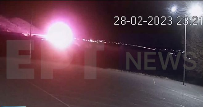 &laquo;&Gamma;&rho;&omicron;&theta;&iota;ά &sigma;&tau;&omicron; &sigma;&tau;&omicron;&mu;ά&chi;&iota;&raquo; | &Eta; &sigma;&tau;&iota;&gamma;&mu;ή &tau;&eta;&sigmaf; &sigma;ύ&gamma;&kappa;&rho;&omicron;&upsilon;&sigma;&eta;&sigmaf; &tau;&omega;&nu; &delta;ύ&omicron; &tau;&rho;έ&nu;&omega;&nu; &sigma;&tau;&alpha; &Tau;έ&mu;&pi;&eta; (vd)