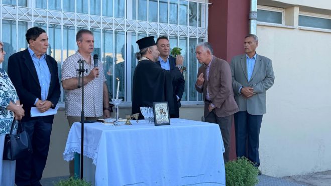 &Chi;&rho;ή&sigma;&tau;&omicron;&sigmaf; &Lambda;&alpha;&mu;&pi;&rho;ό&pi;&omicron;&upsilon;&lambda;&omicron;&sigmaf;: &laquo;&Eta; &Pi;&epsilon;&rho;&iota;&phi;έ&rho;&epsilon;&iota;&alpha; &Pi;&epsilon;&lambda;&omicron;&pi;&omicron;&nu;&nu;ή&sigma;&omicron;&upsilon; &delta;ί&pi;&lambda;&alpha; &sigma;&tau;&eta; &sigma;&chi;&omicron;&lambda;&iota;&kappa;ή &kappa;&omicron;&iota;&nu;ό&tau;&eta;&tau;&alpha;&raquo; &ndash; &Epsilon;&upsilon;&chi;έ&sigmaf; &gamma;&iota;&alpha; &tau;&eta; &nu;έ&alpha; &sigma;&chi;&omicron;&lambda;&iota;&kappa;ή &chi;&rho;&omicron;&nu;&iota;ά