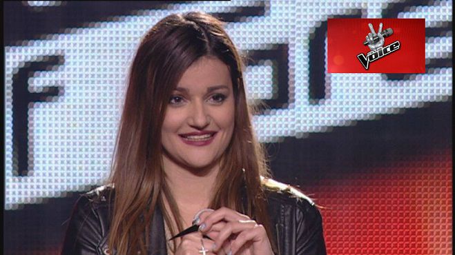 Η Ιωάννα Τσάγκαρη εντυπωσίασε το «Voice» με τη φωνή της και μπήκε στην ομάδα του Ρέμου (vd)