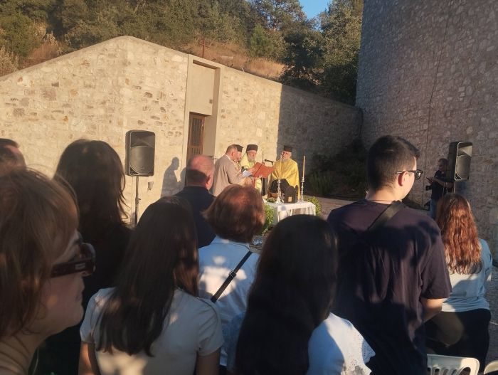 &Theta;&upsilon;&rho;&alpha;&nu;&omicron;ί&xi;&iota;&alpha; &Iota;&epsilon;&rho;&omicron;ύ &Pi;&alpha;&rho;&epsilon;&kappa;&kappa;&lambda;&eta;&sigma;ί&omicron;&upsilon; &sigma;&tau;&alpha; &Tau;&rho;ό&pi;&alpha;&iota;&alpha; &Gamma;&omicron;&rho;&tau;&upsilon;&nu;ί&alpha;&sigmaf; (&epsilon;&iota;&kappa;ό&nu;&epsilon;&sigmaf; - &beta;ί&nu;&tau;&epsilon;&omicron;)