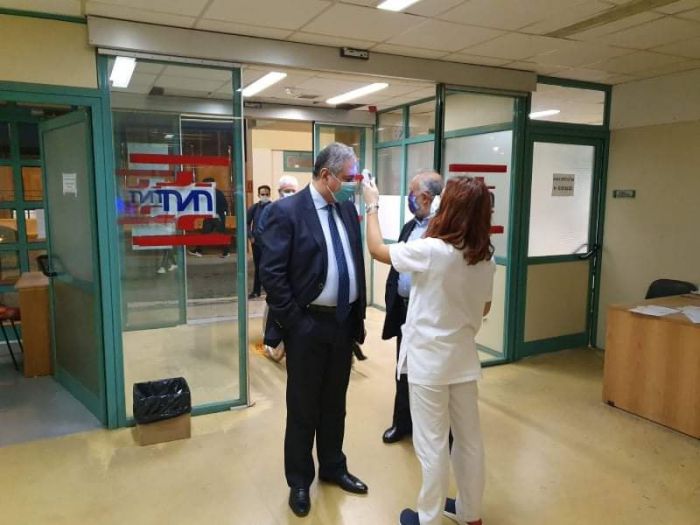 &Beta;&rho;&alpha;&delta;&iota;&nu;ή &epsilon;&pi;ί&sigma;&kappa;&epsilon;&psi;&eta; &Kappa;&alpha;&rho;&beta;έ&lambda;&eta; &sigma;&tau;&omicron; &Pi;&alpha;&nu;&alpha;&rho;&kappa;&alpha;&delta;&iota;&kappa;ό &Nu;&omicron;&sigma;&omicron;&kappa;&omicron;&mu;&epsilon;ί&omicron; &tau;&eta;&sigmaf; &Tau;&rho;ί&pi;&omicron;&lambda;&eta;&sigmaf;! (&epsilon;&iota;&kappa;ό&nu;&epsilon;&sigmaf;)