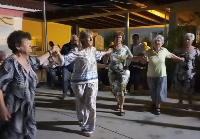 “Δημιουργούμε όμορφες στιγμές και πολύτιμες αναμνήσεις στα μέλη ΚΑΠΗ του Δήμου Τρίπολης”