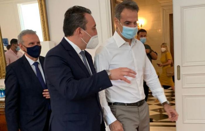 Στο Μαξίμου ο Βλάσης για την υποδοχή του Πρωθυπουργού σε νέους του προγράμματος "Νόστος"