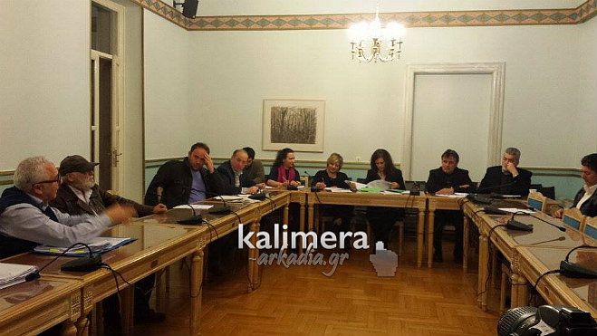 &laquo;&Tau;&rho;έ&chi;&epsilon;&iota;&raquo; &nu;έ&omicron; &delta;&iota;&alpha;&gamma;&omega;&nu;&iota;&sigma;&mu;ό &eta; &Pi;&epsilon;&rho;&iota;&phi;έ&rho;&epsilon;&iota;&alpha; &gamma;&iota;&alpha; &mu;&epsilon;&tau;&alpha;&phi;&omicron;&rho;ά &tau;&omega;&nu; &sigma;&kappa;&omicron;&upsilon;&pi;&iota;&delta;&iota;ώ&nu; &tau;&eta;&sigmaf; &Tau;&rho;ί&pi;&omicron;&lambda;&eta;&sigmaf; (vd)