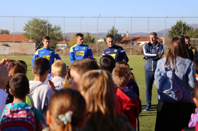 &Tau;&omicron; 7&omicron; &Delta;&eta;&mu;&omicron;&tau;&iota;&kappa;ό &Sigma;&chi;&omicron;&lambda;&epsilon;ί&omicron; &Tau;&rho;ί&pi;&omicron;&lambda;&eta;&sigmaf; &sigma;&tau;&iota;&sigmaf; &epsilon;&gamma;&kappa;&alpha;&tau;&alpha;&sigma;&tau;ά&sigma;&epsilon;&iota;&sigmaf; &tau;&omicron;&upsilon; &Alpha;&Sigma;&Tau;&Epsilon;&Rho;&Alpha; (vd)