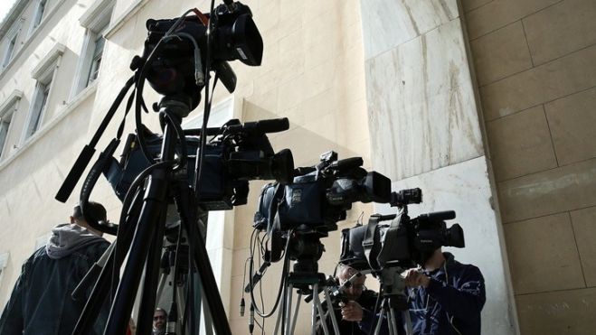 &Sigma;&kappa;ά&iota;, Star, Alpha, Ant1 &kappa;&alpha;&iota; "&Epsilon;" &epsilon;&xi;&alpha;&sigma;&phi;ά&lambda;&iota;&sigma;&alpha;&nu; &pi;&rho;&omicron;&sigma;&omega;&rho;&iota;&nu;έ&sigmaf; &tau;&eta;&lambda;&epsilon;&omicron;&pi;&tau;&iota;&kappa;έ&sigmaf; ά&delta;&epsilon;&iota;&epsilon;&sigmaf;!
