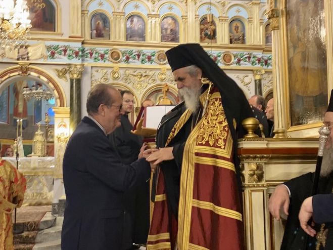 &Sigma;&tau;&omicron;&nu; &Epsilon;&sigma;&pi;&epsilon;&rho;&iota;&nu;ό &gamma;&iota;&alpha; &tau;&omicron;&upsilon;&sigmaf; &pi;&omicron;&lambda;&iota;&omicron;ύ&chi;&omicron;&upsilon;&sigmaf; &tau;&eta;&sigmaf; &Tau;&rho;ί&pi;&omicron;&lambda;&eta;&sigmaf; &omicron; &pi;&epsilon;&rho;&iota;&phi;&epsilon;&rho;&epsilon;&iota;ά&rho;&chi;&eta;&sigmaf; &Pi;&epsilon;&lambda;&omicron;&pi;&omicron;&nu;&nu;ή&sigma;&omicron;&upsilon; &Pi;. &Nu;ί&kappa;&alpha;&sigmaf;