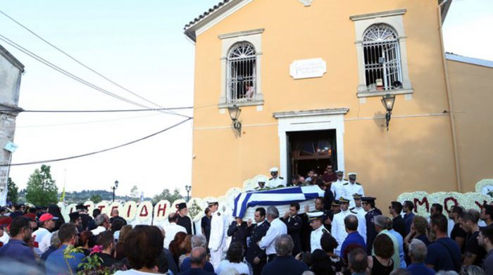 &Mu;&epsilon; &tau;&iota;&mu;έ&sigmaf; ή&rho;&omega;&alpha; &kappa;&eta;&delta;&epsilon;ύ&tau;&eta;&kappa;&epsilon; &omicron; &pi;&upsilon;&rho;&omicron;&sigma;&beta;έ&sigma;&tau;&eta;&sigmaf; &pi;&omicron;&upsilon; έ&chi;&alpha;&sigma;&epsilon; &tau;&eta; &zeta;&omega;ή &tau;&omicron;&upsilon; &sigma;&tau;&omicron; &Zeta;&epsilon;&upsilon;&gamma;&omicron;&lambda;&alpha;&tau;&iota;ό