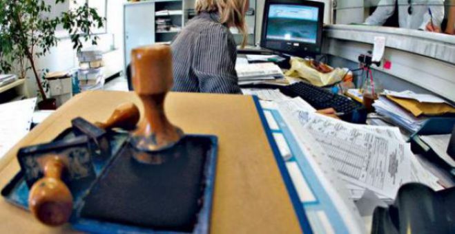 &Epsilon;&rho;&gamma;&alpha;&sigma;ί&alpha; - 10 &theta;έ&sigma;&epsilon;&iota;&sigmaf; &epsilon;&rho;&gamma;&alpha;&sigma;ί&alpha;&sigmaf; &sigma;&epsilon; &upsilon;&pi;&eta;&rho;&epsilon;&sigma;ί&alpha; &tau;&eta;&sigmaf; &Pi;&epsilon;&rho;&iota;&phi;έ&rho;&epsilon;&iota;&alpha;&sigmaf; &sigma;&tau;&eta;&nu; &Tau;&rho;ί&pi;&omicron;&lambda;&eta;